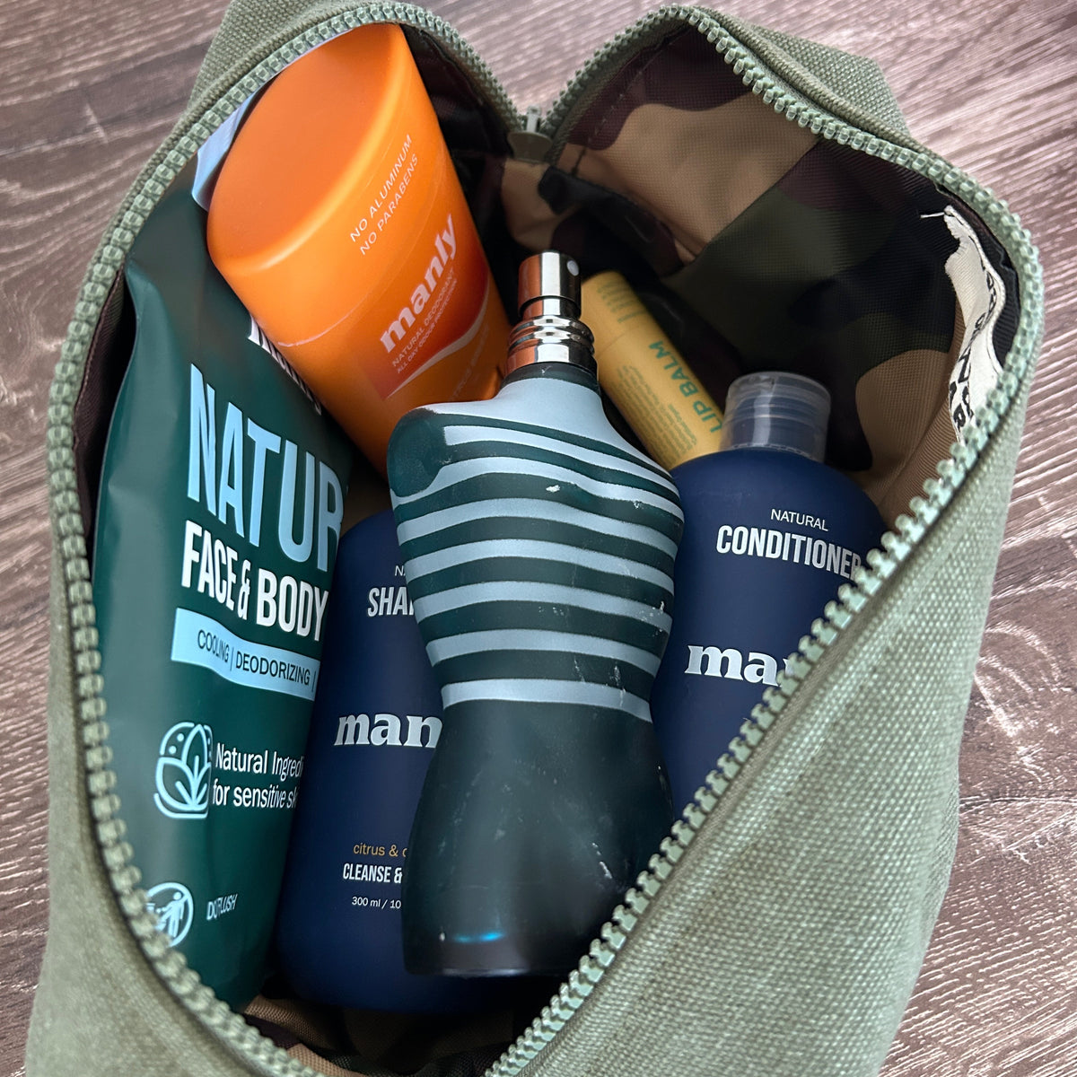 Classic Olive Green Utility Travel Case – Toiletry Bag / Dopp Kit (Australian Made)